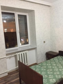 Satılır Köhnə Tikili, Nəsimi.r, 28 May.m-12