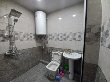Satılır Köhnə Tikili, Nəsimi.r, 28 May.m-20