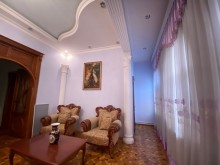 Satılır Həyət evi, Nizami.r, Qara Qarayev.m-8