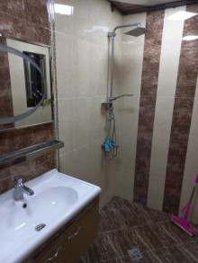 Kirayə (Aylıq) Köhnə Tikili, Suraxanı.r, Yeni Günəşli, Xalqlar Dostluğu m..m-12