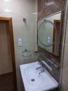 Kirayə (Aylıq) Köhnə Tikili, Suraxanı.r, Yeni Günəşli, Xalqlar Dostluğu m..m-13