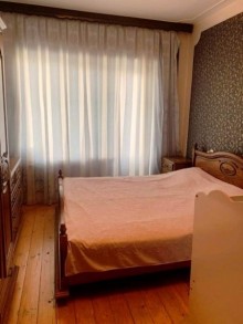 Satılır Köhnə Tikili, Binəqədi.r, 9-cu mikrorayon, Nəsimi.m-3