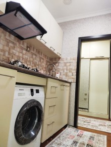 Satılır Yeni Tikili, Xətai.r-11