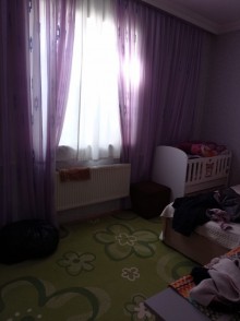 Bineqedide qai yolunda ev, -19
