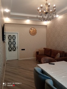 Satılır Yeni Tikili, Binəqədi.r, 7-ci mikrorayon, Dərnəgül.m-1