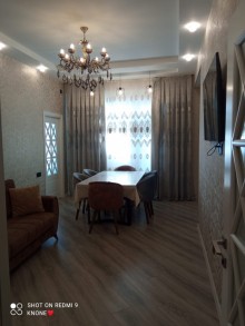 Satılır Yeni Tikili, Binəqədi.r, 7-ci mikrorayon, Dərnəgül.m-8