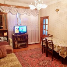 Satılır Köhnə Tikili, Binəqədi.r, 6-cı mikrorayon, Nəsimi.m-1