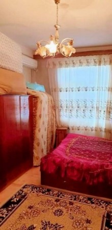 Satılır Köhnə Tikili, Binəqədi.r, 6-cı mikrorayon, Nəsimi.m-6