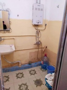 Satılır Köhnə Tikili, Nizami.r, 8-ci kilometr, Xalqlar Dostluğu m..m-6