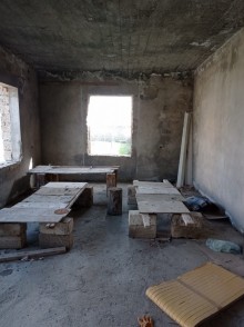 Mehdiabad qəsəbəsində digaha gedən yolda Torpaq, -5
