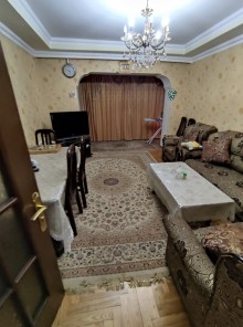 Satılır Köhnə Tikili, Balakən.ş-2