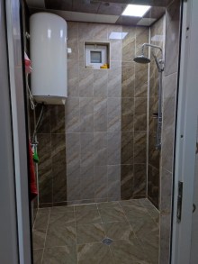 Satılır Həyət evi, Sabunçu.r, Yeni Ramana, Qara Qarayev.m-13