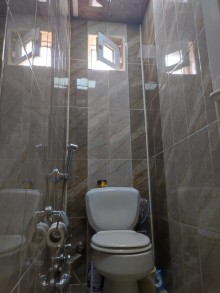 Satılır Həyət evi, Sabunçu.r, Yeni Ramana, Qara Qarayev.m-16