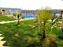 Mərdəkan qesebesinde, tam infrastrukturlu ve elit bir mekanda , 12 sotda villa satilir, -8