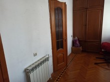Kirayə (Aylıq) Köhnə Tikili, Binəqədi.r, 8-ci mikrorayon, Azadlıq.m-10