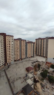 Satılır Yeni Tikili, Xətai.r, Həzi Aslanov.m-8