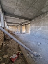 Satılır Obyekt, Binəqədi.r, 8-ci mikrorayon, Azadlıq.m-11