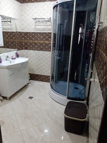 Satılır Yeni Tikili, Yasamal.r-18