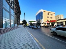 Satılır Yeni Tikili, Nəsimi.r, 28 May.m-10
