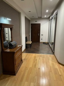 Kirayə (Aylıq) Yeni Tikili, Yasamal.r, Elmlər Akademiyası.m-16