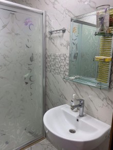 Satılır Həyət evi, Xətai.r-12