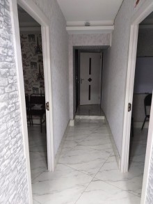 Satılır Obyekt, Binəqədi.r, 8-ci mikrorayon, Azadlıq.m-15