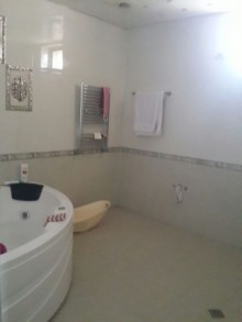 Satılır Həyət evi, Səbail.r, Badamdar-15