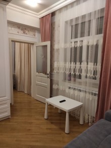 Satılır Yeni Tikili, Səbail.r, Badamdar, Elmlər Akademiyası.m-10
