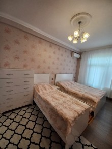 Satılır Yeni Tikili, Binəqədi.r, 7-ci mikrorayon, Dərnəgül.m-2