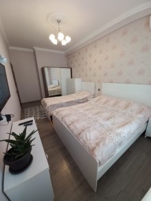 Satılır Yeni Tikili, Binəqədi.r, 7-ci mikrorayon, Dərnəgül.m-9