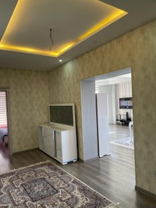 Satılır Yeni Tikili, Xətai.r, Xətai.m-1