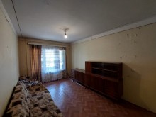 Satılır Köhnə Tikili, Xətai.r, Əhmədli, Əhmədli.m-1