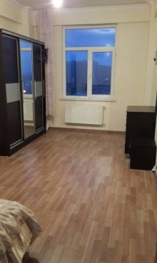 mejemmedide 2 otaqli menzil almaq, -8