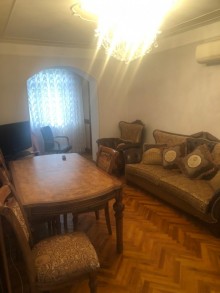 Satılır Köhnə Tikili, Sumqayıt.ş-6