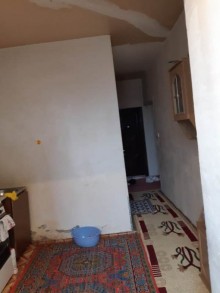 Satılır Köhnə Tikili, Xətai.r-8