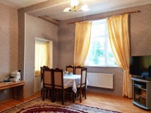 Satılır Yeni Tikili, Qəbələ.ş-10
