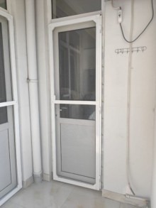 neftcilerde iki otaqli menziller, -12
