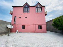 Mərdəkanda yazın gəlişi hiss olunan həyət evi, -10