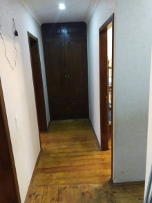 Satılır Köhnə Tikili, Nizami.r-6