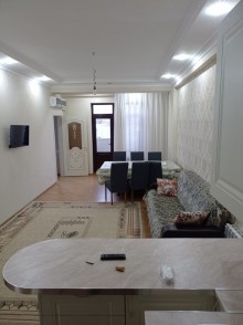 Kirayə (Aylıq) Yeni Tikili, Binəqədi.r, 7-ci mikrorayon, Dərnəgül.m-7