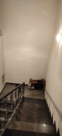 Satılır Həyət evi, Xətai.r-11