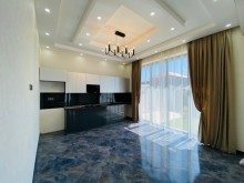 Mərdəkanda gözəl həyəti və hovuzu olan villa satılır, -9
