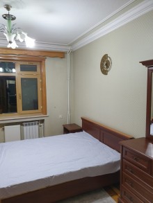 Kirayə (Aylıq) Köhnə Tikili, Binəqədi.r, 7-ci mikrorayon, Dərnəgül.m-5