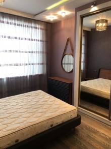 Satılır Yeni Tikili, Xəzər.r, 28 May.m-2