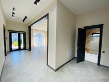 ilin 4 fəslində yaşamaq üçün münasib yeni villa almaq, -12