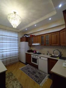 Satılır Yeni Tikili, Yasamal.r, Yeni Yasamal-18