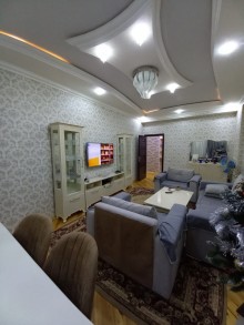 Satılır Yeni Tikili, Binəqədi.r, 7-ci mikrorayon, Dərnəgül.m-4