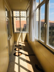 Satılır Yeni Tikili, Səbail.r, Badamdar-15