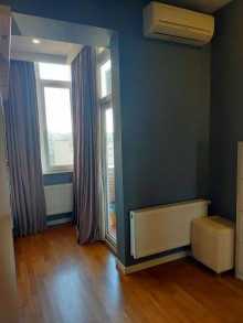 Satılır Yeni Tikili, Səbail.r, Badamdar-8