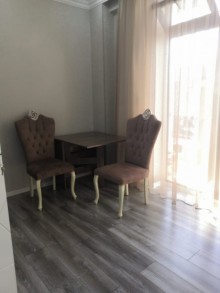 Heydər Əliyev prospektində 6 mərtəbəli yeni tikili evde 3 otaq menzil, -14